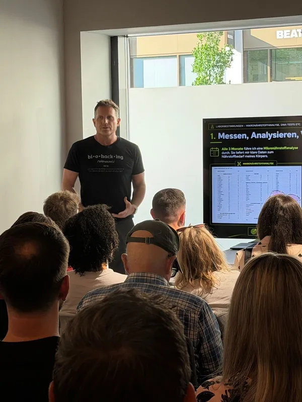 BIOHACKING 3.0 – A night of Longevity, Mindhacking and Human Enhancement — 2